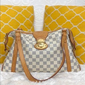 🌸OFFERS?🌸💯%Auth Louis Vuitton StressaDamierAzur